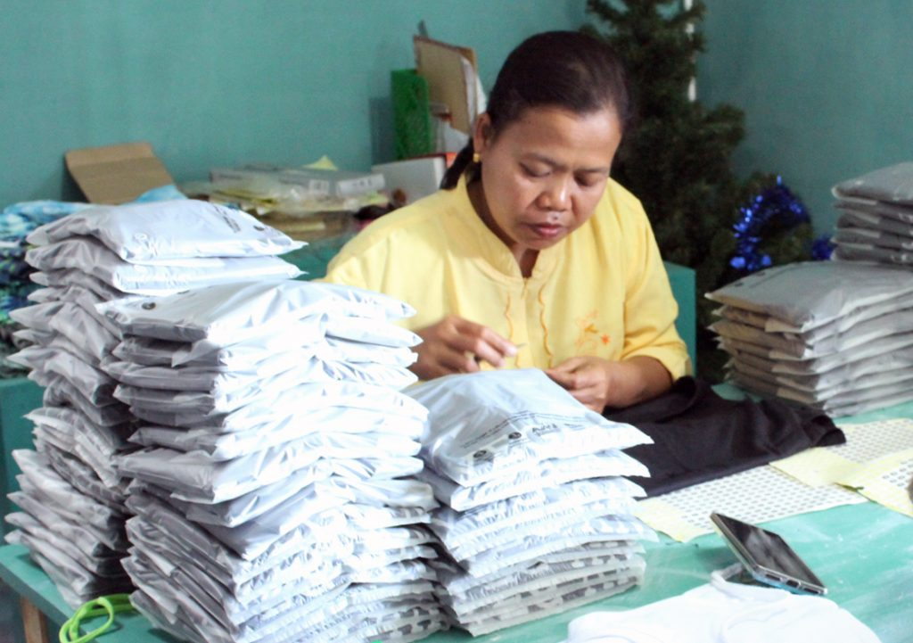 Using bio-degradable packing materials by Baki Clothing Company